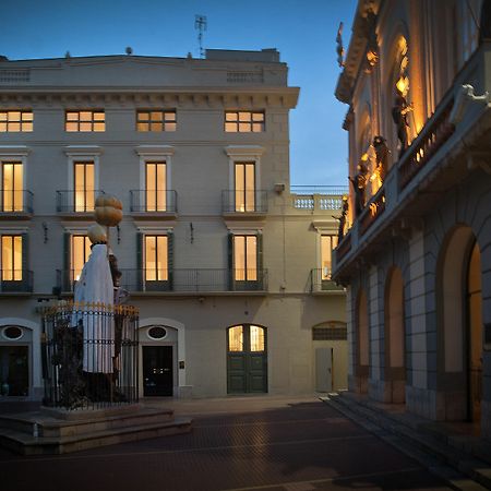 The Museum Apartments Фигерас Экстерьер фото