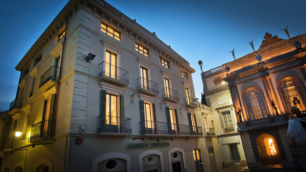 The Museum Apartments Фигерас Экстерьер фото